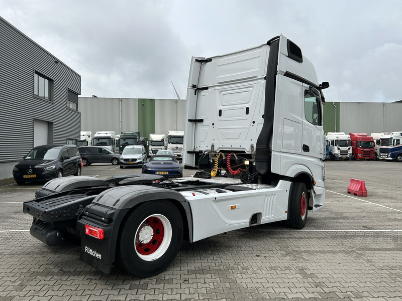 Mercedes-Benz Actros 1845 Gigaspace / 616 dkm / 2 Tanks / Stand Airco / New Tacho V2 - Tractor unit: picture 2 Mercedes-Benz Actros 1845 Gigaspace / 616 dkm / 2 Tanks / Stand Airco / New Tacho V2 - Tractor unit: picture 2
