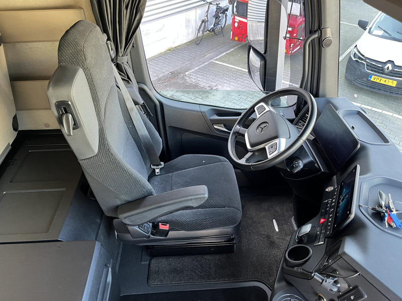 Mercedes-Benz Actros L 1845 Gigaspace / 2 Tanks / Stand Klima / APK TUV 11-25 - Tractor unit: picture 3 Mercedes-Benz Actros L 1845 Gigaspace / 2 Tanks / Stand Klima / APK TUV 11-25 - Tractor unit: picture 3