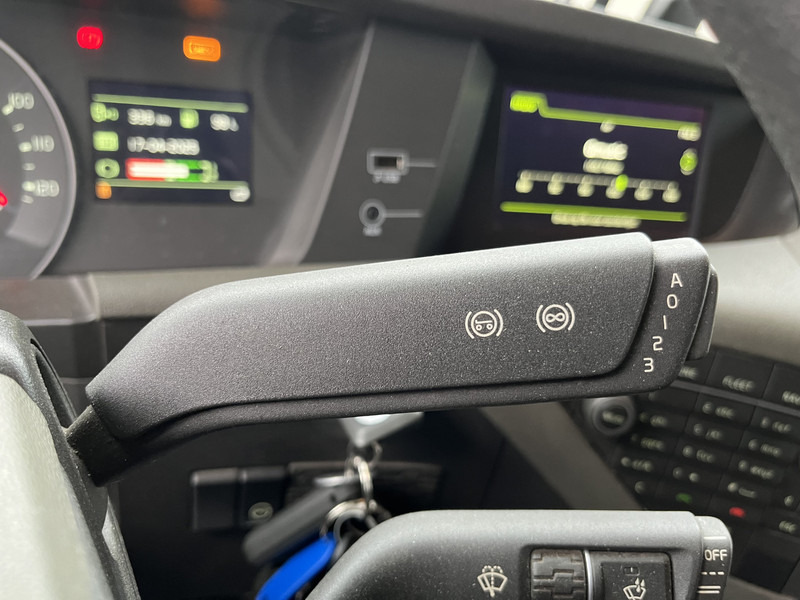 Volvo FH 420 Globetrotter / Dynamic Steering / New Tacho V2 / VEB+ / APK TUV 10-25 - Tractor unit: picture 5 Volvo FH 420 Globetrotter / Dynamic Steering / New Tacho V2 / VEB+ / APK TUV 10-25 - Tractor unit: picture 5