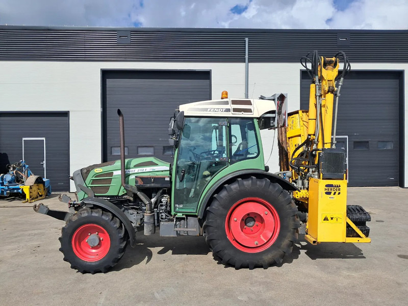 Fendt 210 P VARIO 210 P VARIO - Farm tractor: picture 2 Fendt 210 P VARIO 210 P VARIO - Farm tractor: picture 2