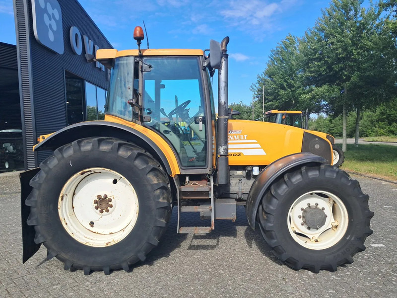 Renault ARES 640 RZ ARES 640 RZ - Farm tractor: picture 2 Renault ARES 640 RZ ARES 640 RZ - Farm tractor: picture 2