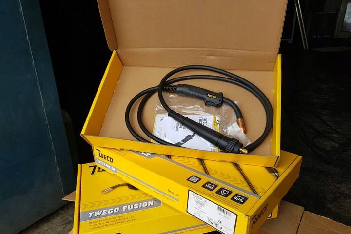 UCHWYT SPAWALNICZY MIGOMAT TWECO 3M 180A NOWY!!! - Welding equipment: picture 2 UCHWYT SPAWALNICZY MIGOMAT TWECO 3M 180A NOWY!!! - Welding equipment: picture 2