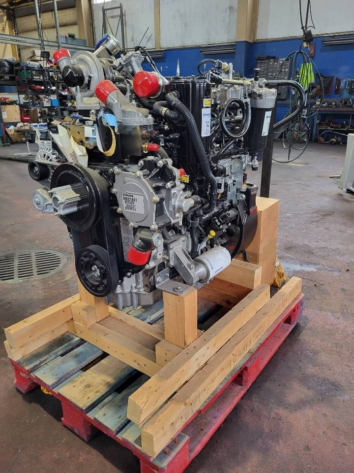 Perkins 1204E-E44TA - Engine for Truck: picture 4 Perkins 1204E-E44TA - Engine for Truck: picture 4