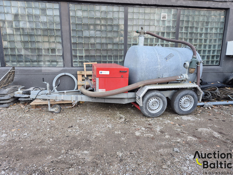 At-Site Equipment MVT 2000 - Tank trailer: picture 3 At-Site Equipment MVT 2000 - Tank trailer: picture 3