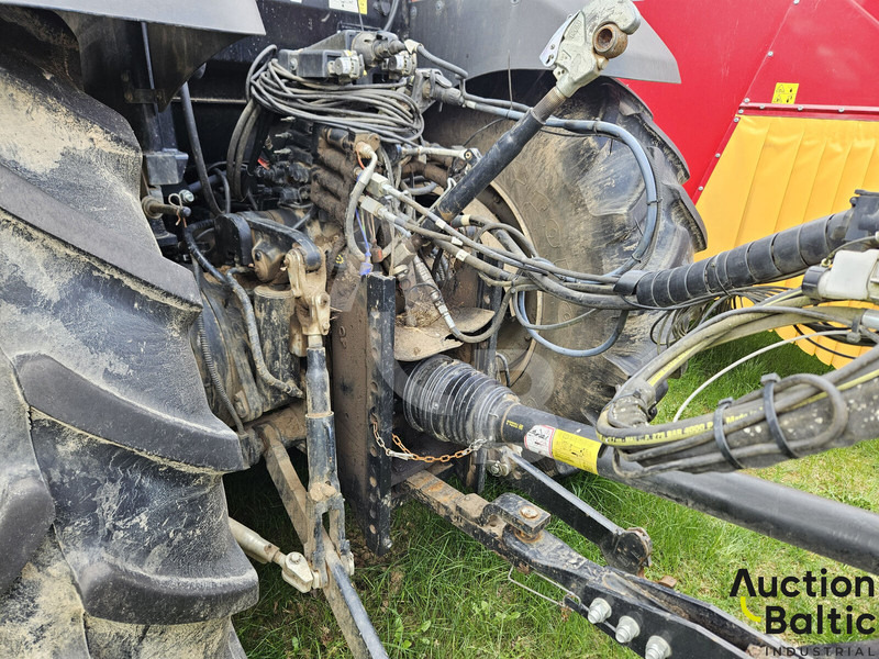 Lease a Case IH Puma 150 Case IH Puma 150: picture 19 Lease a Case IH Puma 150 Case IH Puma 150: picture 19