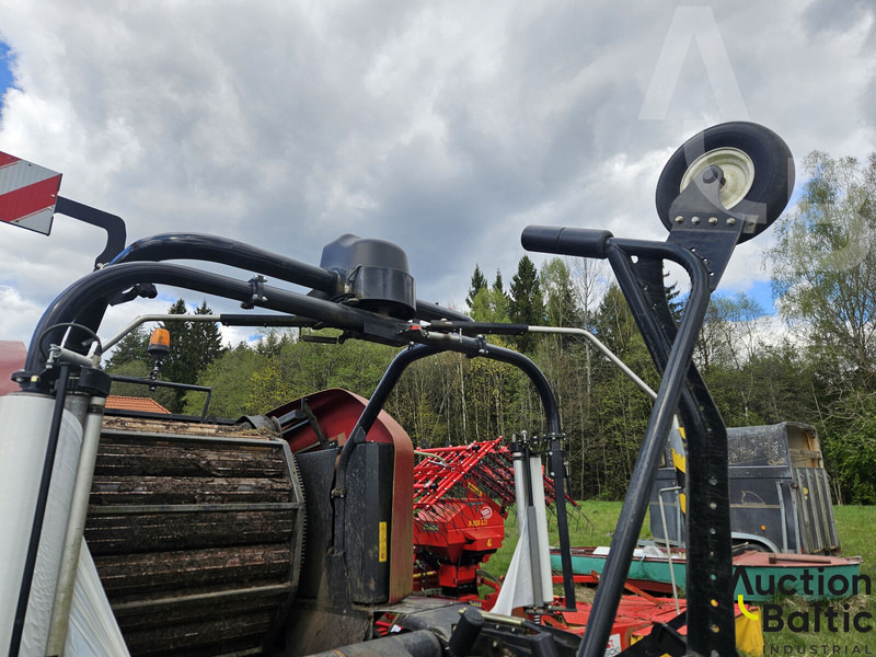 Case IH RB545Silage - Round baler: picture 4 Case IH RB545Silage - Round baler: picture 4