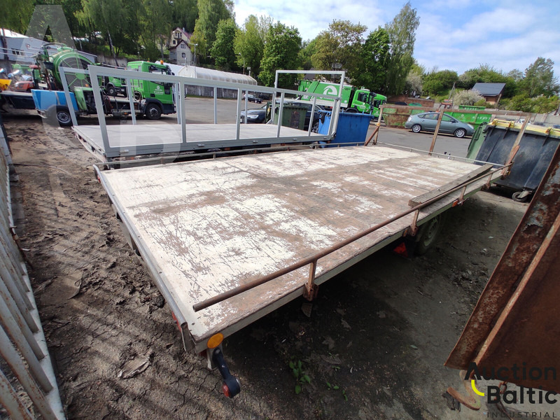 Domantas B2P-5000 - Curtainsider semi-trailer: picture 5 Domantas B2P-5000 - Curtainsider semi-trailer: picture 5