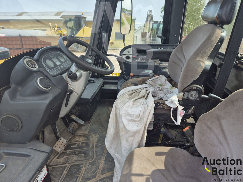 JCB Fastrac 3220 - Farm tractor: picture 5 JCB Fastrac 3220 - Farm tractor: picture 5