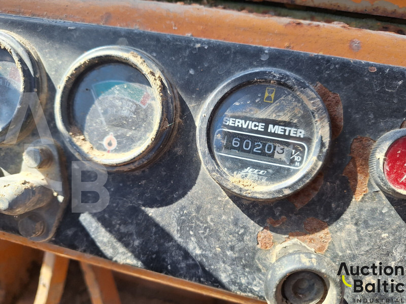 Komatsu D57S-1 - Crawler loader: picture 4 Komatsu D57S-1 - Crawler loader: picture 4