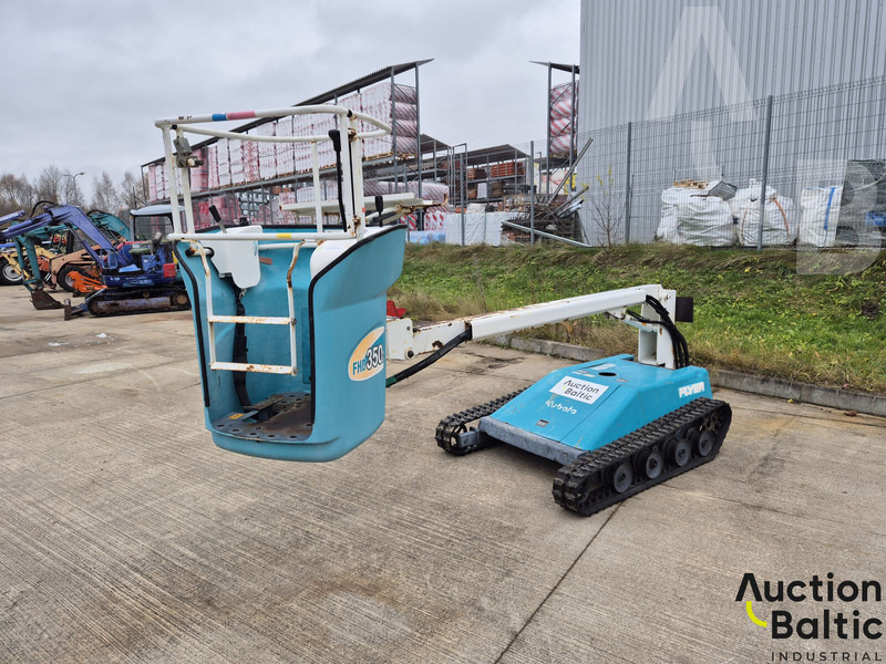 Kubota FHD 350 C - Articulated boom: picture 1 Kubota FHD 350 C - Articulated boom: picture 1