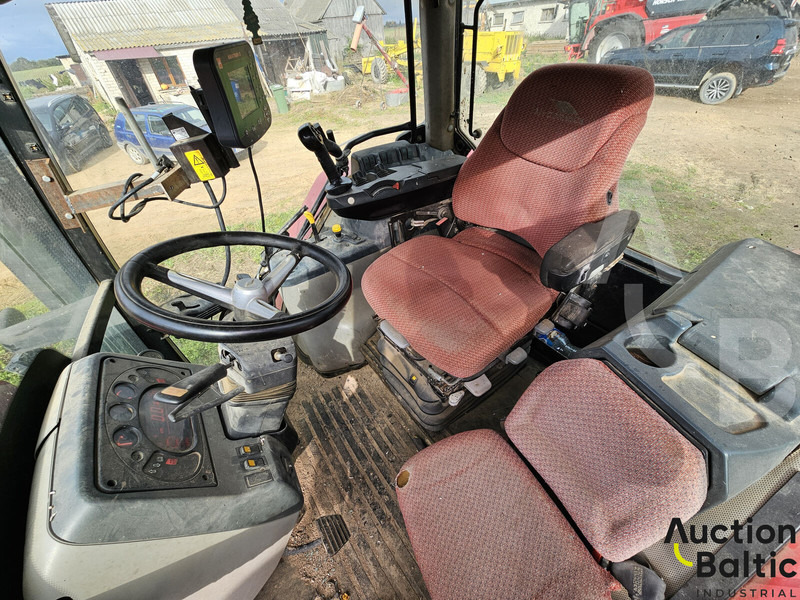 MCCORMICK XTX 185 - Farm tractor: picture 5 MCCORMICK XTX 185 - Farm tractor: picture 5