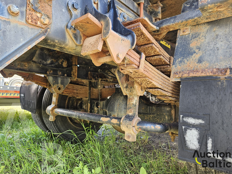 Tank truck Renault Midliner S 150: picture 18