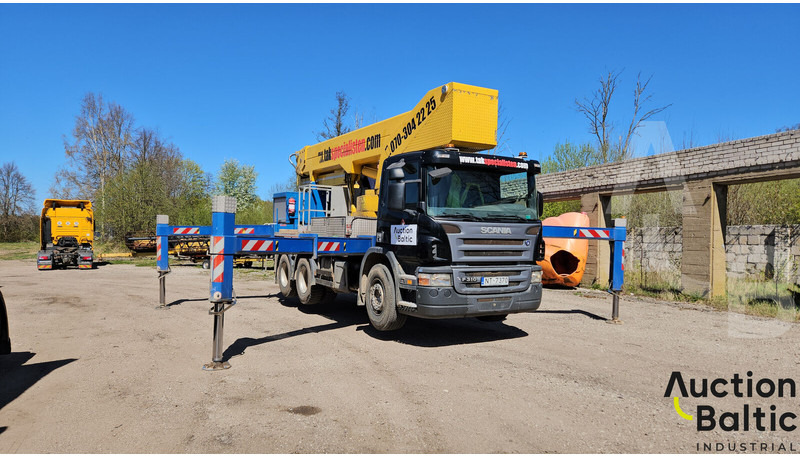 Truck mounted aerial platform Scania P 310: picture 6