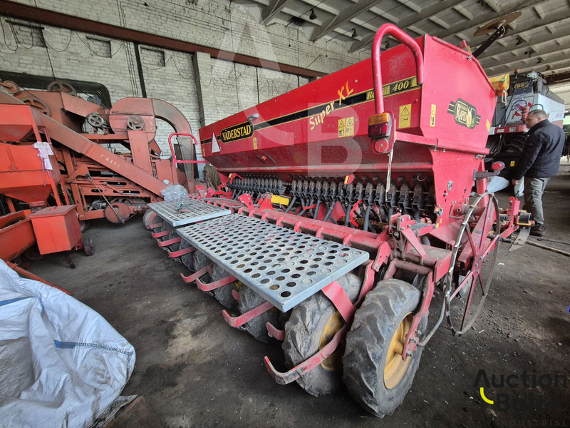 Vaderstad Rapid400C - Sowing equipment: picture 3 Vaderstad Rapid400C - Sowing equipment: picture 3