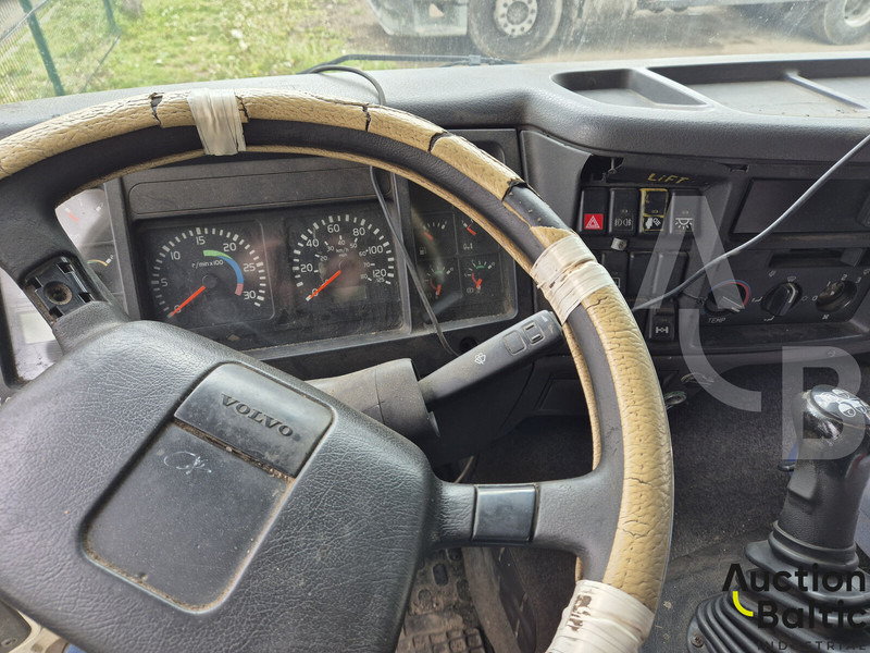 Lease a Volvo FL6 Volvo FL6: picture 7