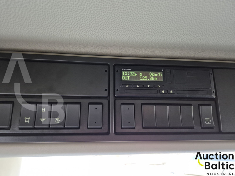 Autotransporter truck Volvo FM500: picture 11 Autotransporter truck Volvo FM500: picture 11