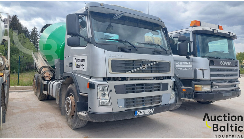 Volvo FM9 - Concrete mixer truck: picture 2 Volvo FM9 - Concrete mixer truck: picture 2