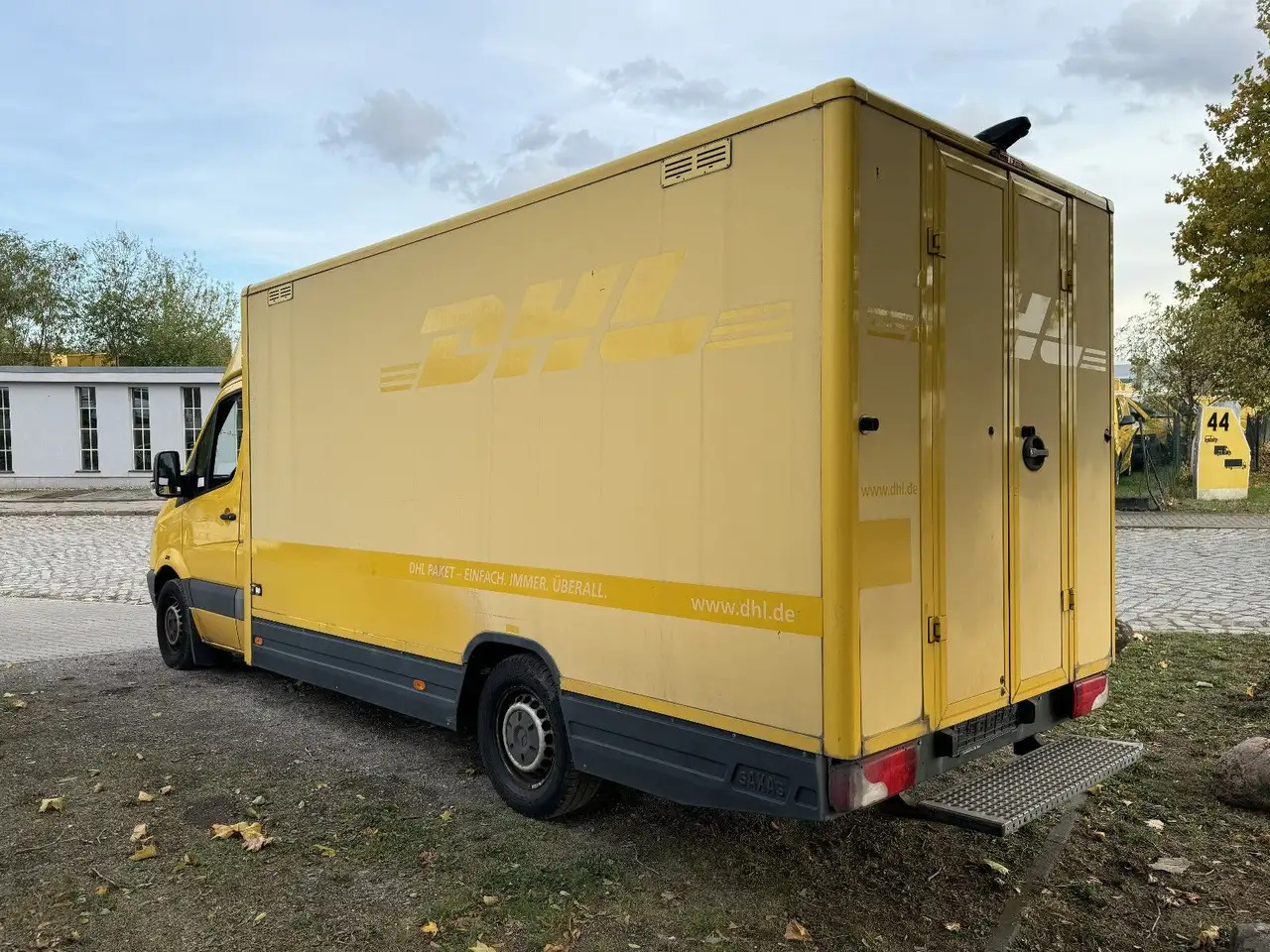 Mercedes-Benz Sprinter II Pritsche/ Koffer/Regalsystem - Box van: picture 3 Mercedes-Benz Sprinter II Pritsche/ Koffer/Regalsystem - Box van: picture 3