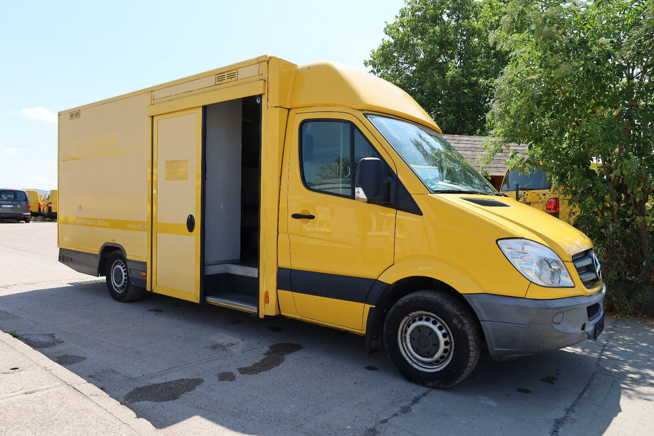 Mercedes-Benz Sprinter II Pritsche/ Koffer/Regalsystem - Box van: picture 5 Mercedes-Benz Sprinter II Pritsche/ Koffer/Regalsystem - Box van: picture 5