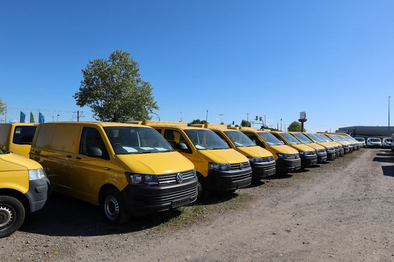 Volkswagen T5 Transporter Kasten-Kombi 2.0 TDI/EU5/5-Sitze - Passenger van: picture 2 Volkswagen T5 Transporter Kasten-Kombi 2.0 TDI/EU5/5-Sitze - Passenger van: picture 2
