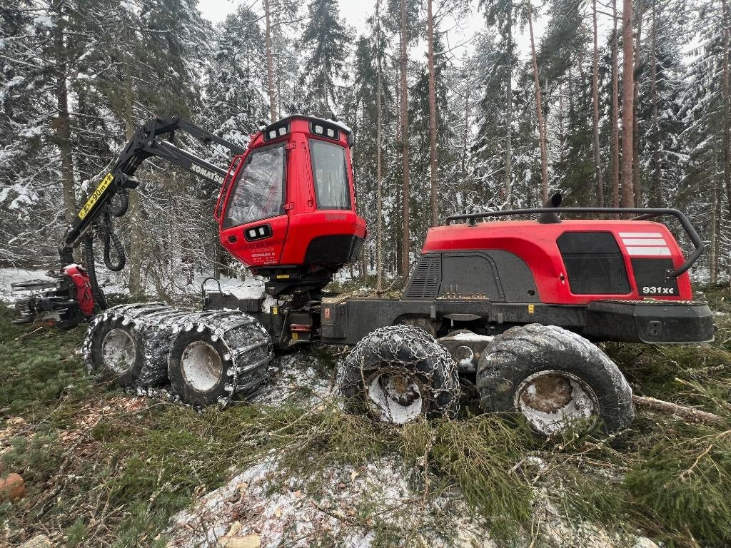 Forestry harvester Komatsu 931xc: picture 7