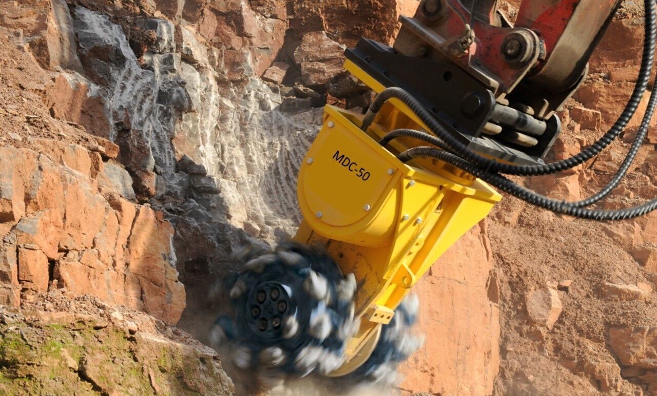 AME Double Drum Cutter (MDC 50) - Attachment for Excavator: picture 3 AME Double Drum Cutter (MDC 50) - Attachment for Excavator: picture 3