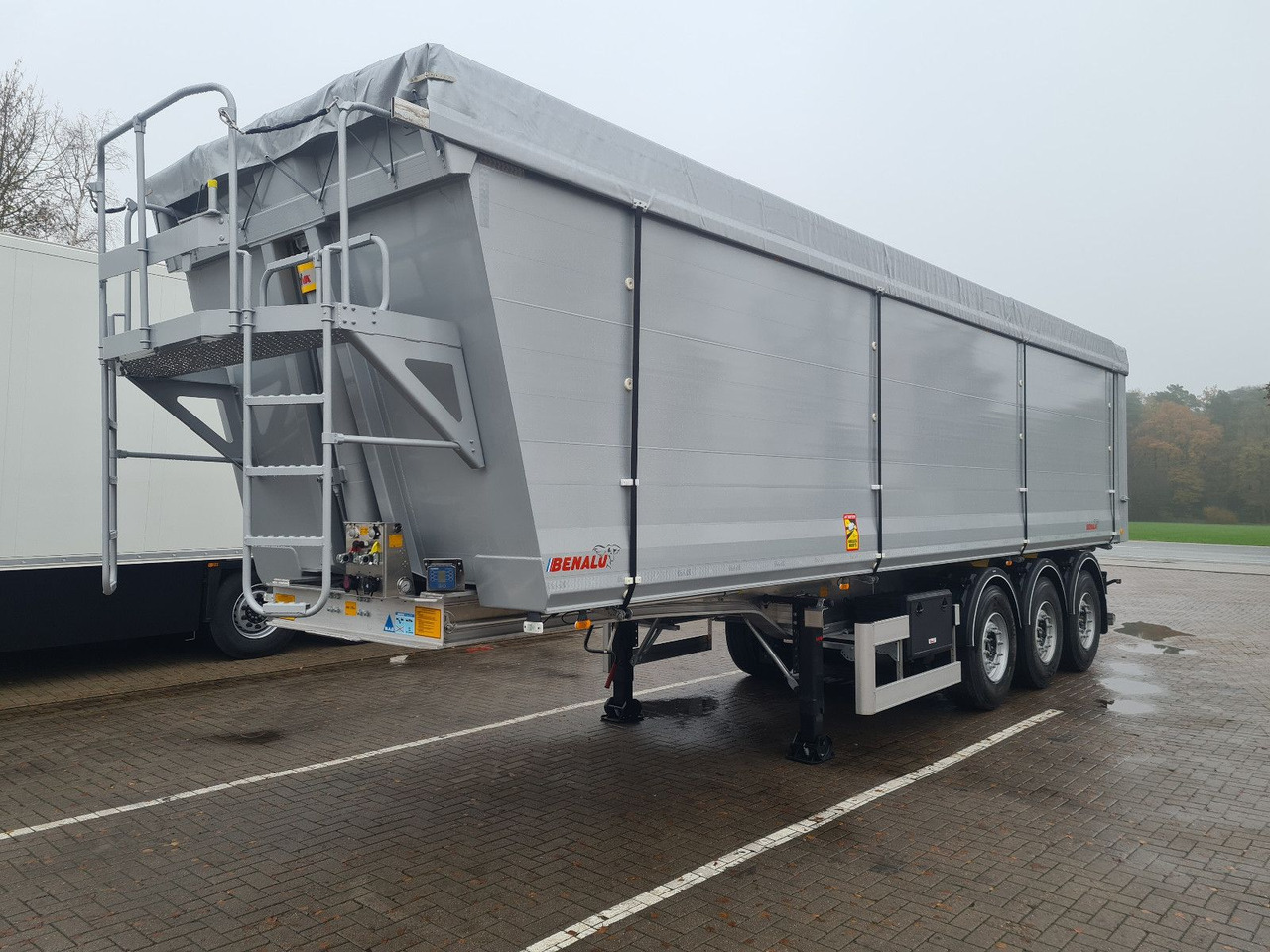 Benalu Bulkliner S 95 Schlammdicht 50 m³ - Tipper semi-trailer: picture 1 Benalu Bulkliner S 95 Schlammdicht 50 m³ - Tipper semi-trailer: picture 1