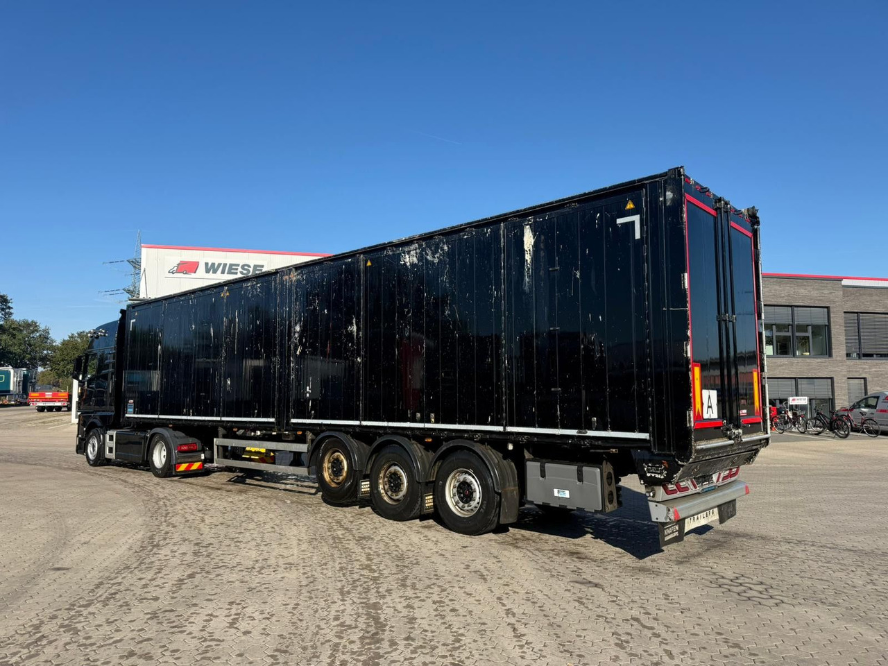 Knapen K502 Seitentüren Schubboden - Walking floor semi-trailer: picture 4 Knapen K502 Seitentüren Schubboden - Walking floor semi-trailer: picture 4