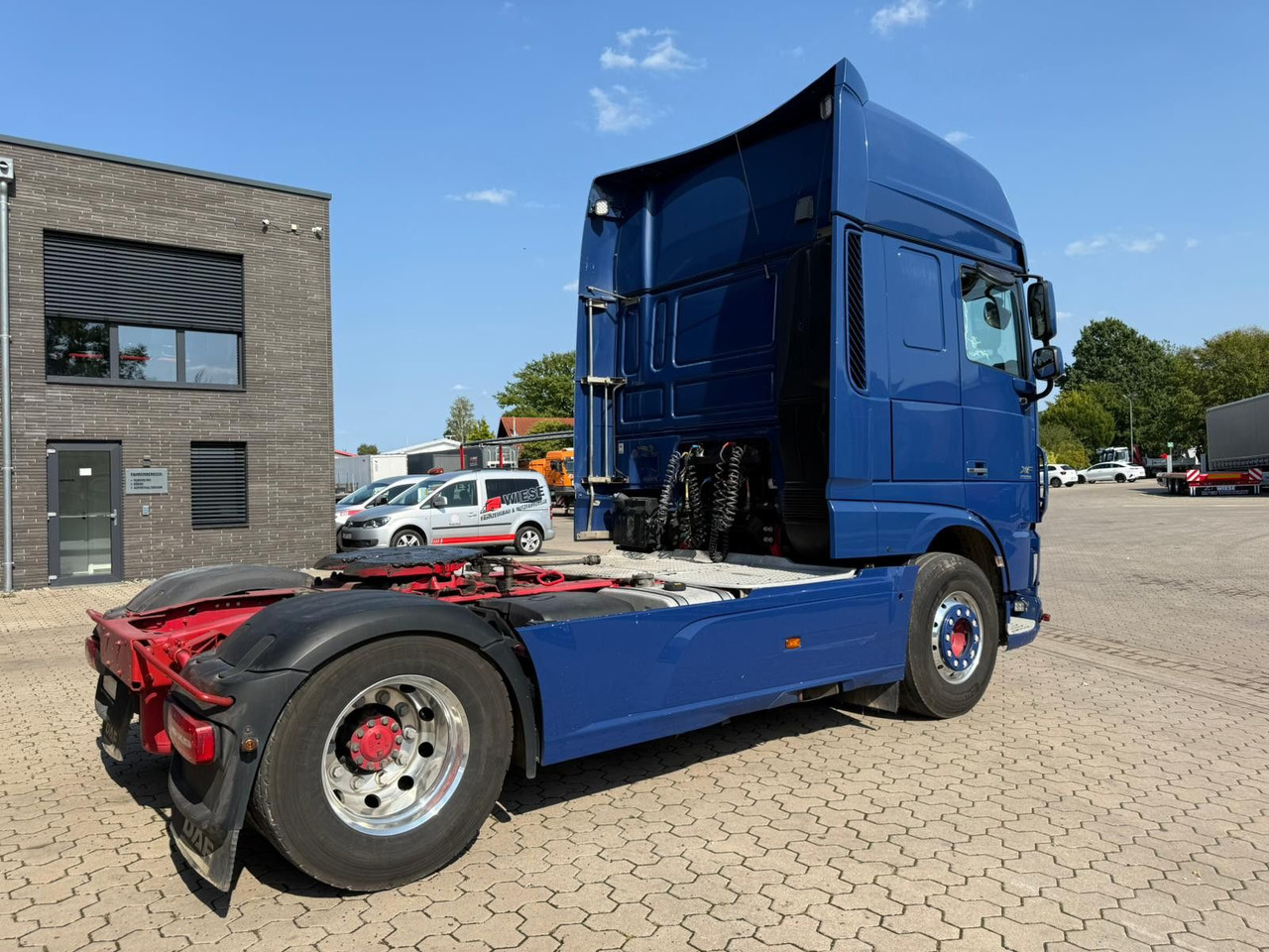 DAF XF 450 FT Hydraulik Alu Felgen - Tractor unit: picture 3 DAF XF 450 FT Hydraulik Alu Felgen - Tractor unit: picture 3