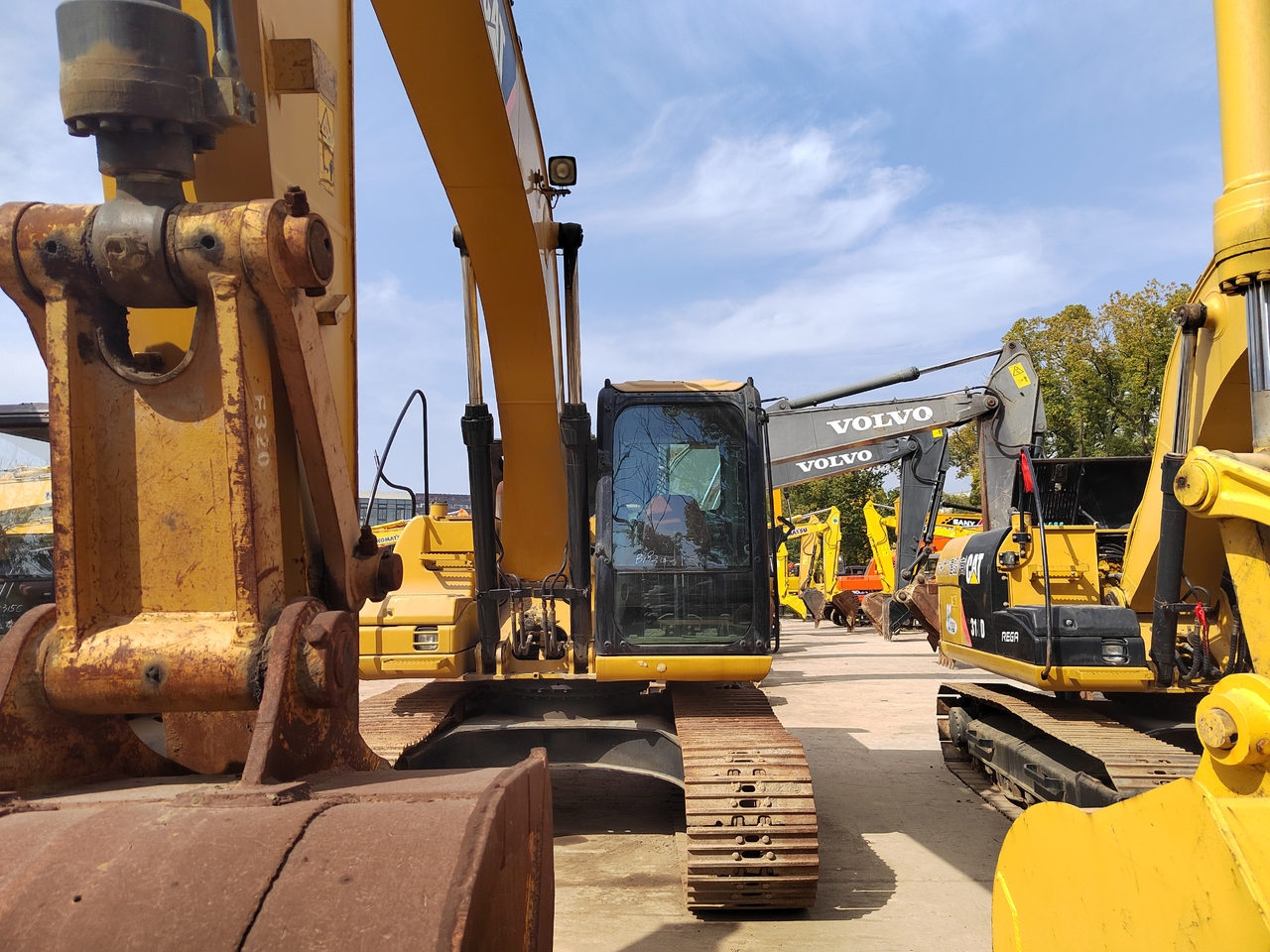 CATERPILLAR 315DL - Crawler excavator: picture 1 CATERPILLAR 315DL - Crawler excavator: picture 1