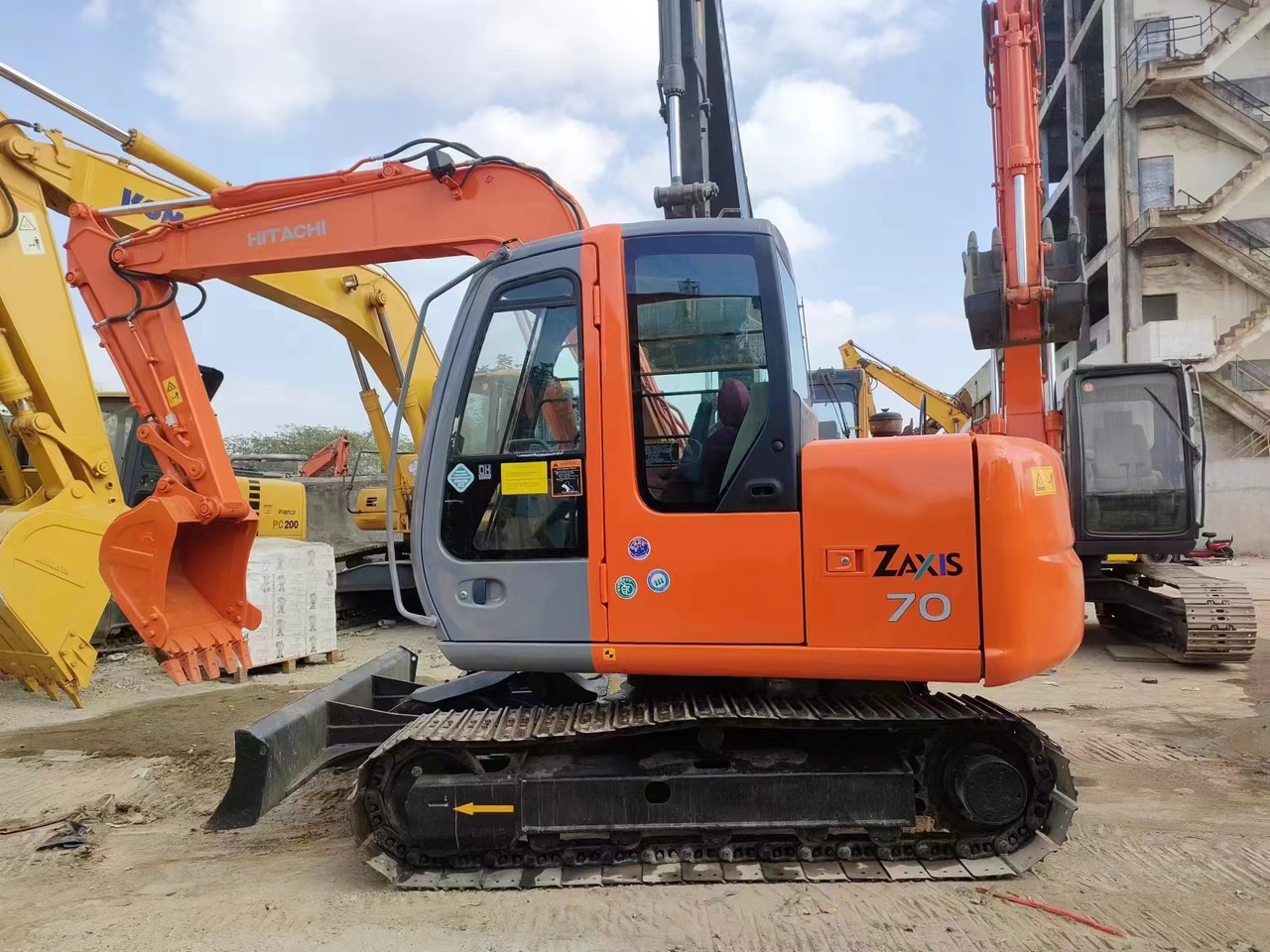 HITACHI ZX70 - Mini excavator: picture 2 HITACHI ZX70 - Mini excavator: picture 2