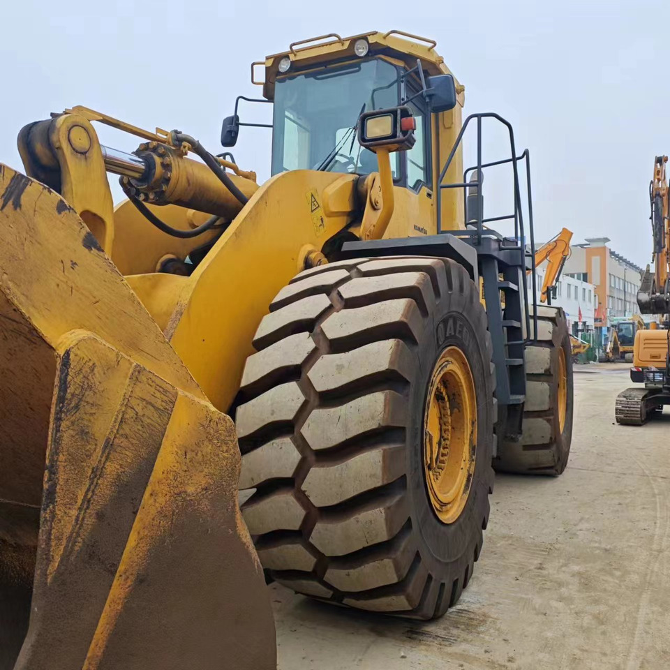 KOMATSU WA600-3 - Wheel loader: picture 4 KOMATSU WA600-3 - Wheel loader: picture 4