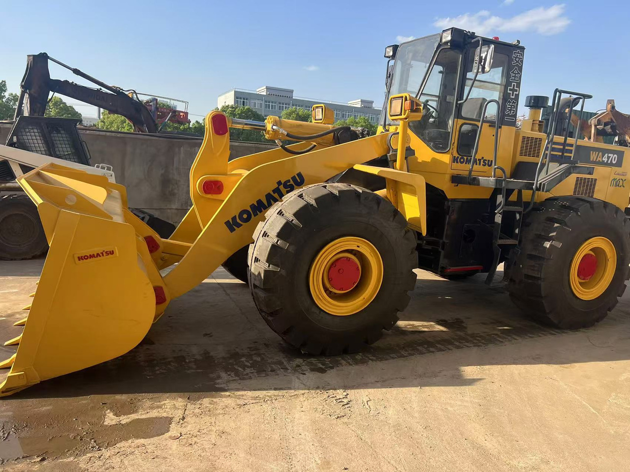 Komatsu WA470-3 - Wheel loader: picture 1 Komatsu WA470-3 - Wheel loader: picture 1