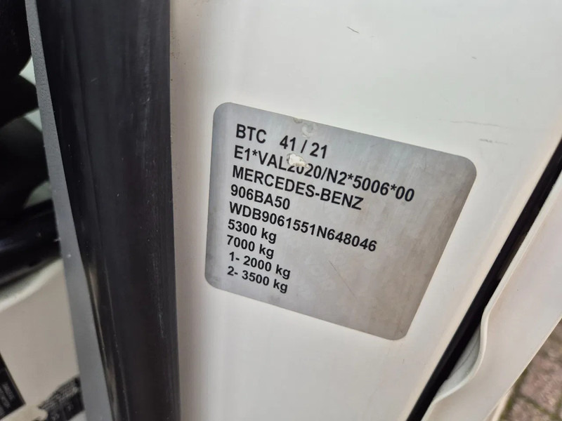 Box van Mercedes-Benz Sprinter 513 CDI Koffer 21kub 130 pk Euro 5B GVW 3500 KG: picture 8