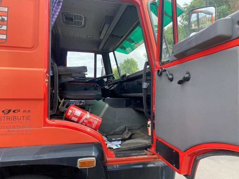 DAF 2300 NEW CONDITION DAF 2300 TRUCKHEAD - Tractor unit: picture 3 DAF 2300 NEW CONDITION DAF 2300 TRUCKHEAD - Tractor unit: picture 3