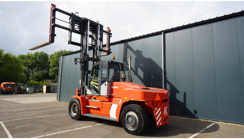 Kalmar DCE150-12 15T FORKLIFT - Construction machinery: picture 3 Kalmar DCE150-12 15T FORKLIFT - Construction machinery: picture 3