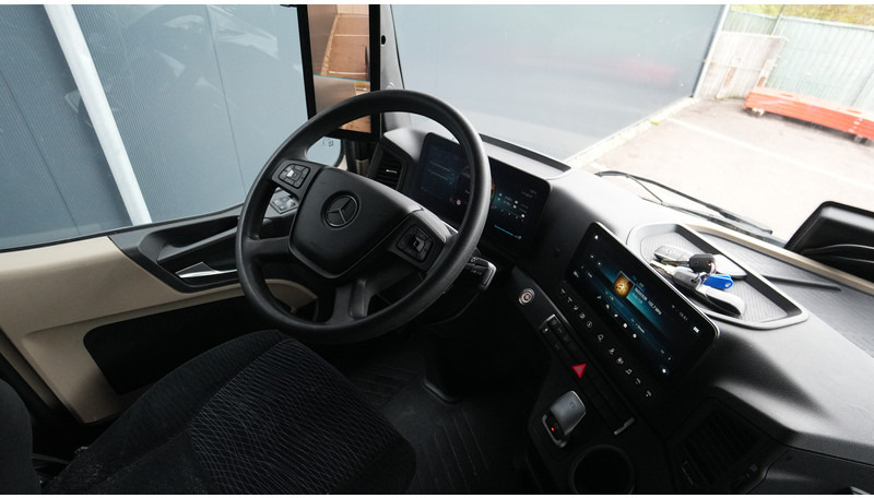 Tractor unit Mercedes-Benz ACTROS 1945 GIGASPACE 684.000KM: picture 7