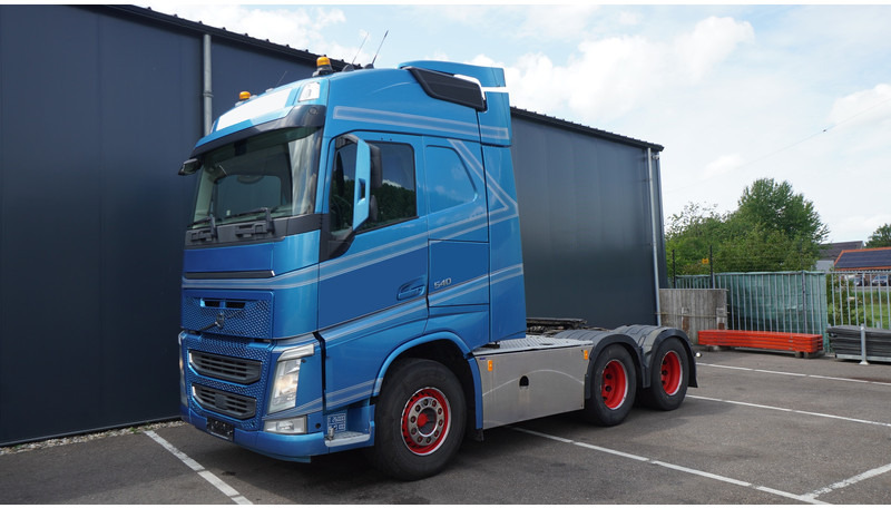 Volvo FH 540 6X4 EURO 6 GLOBETROTTER - Tractor unit: picture 3 Volvo FH 540 6X4 EURO 6 GLOBETROTTER - Tractor unit: picture 3