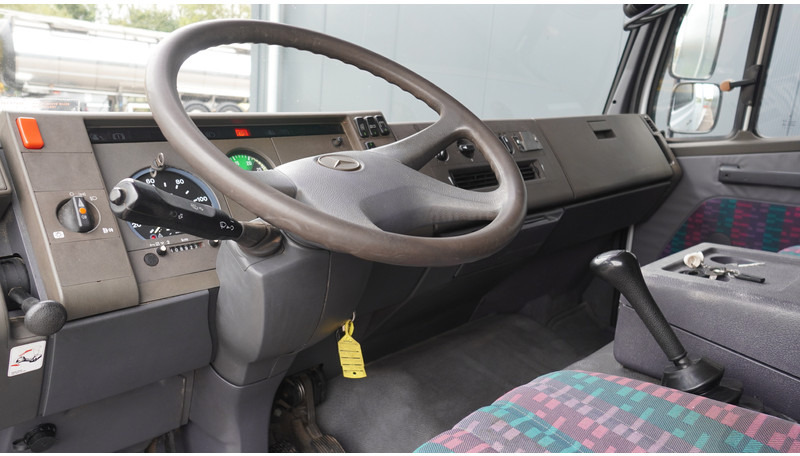 Mercedes-Benz 814 MACHINE TRANSPORTER 409.000KM - Truck: picture 5 Mercedes-Benz 814 MACHINE TRANSPORTER 409.000KM - Truck: picture 5
