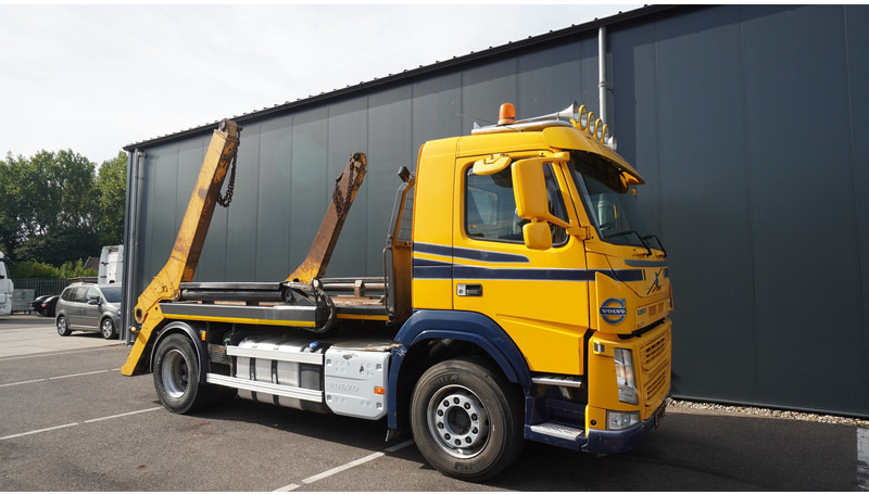 Volvo FM 380 HIAB PORTAL ARM SYSTEM 467.500KM - Skip loader truck: picture 4 Volvo FM 380 HIAB PORTAL ARM SYSTEM 467.500KM - Skip loader truck: picture 4