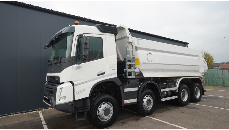 Lease a Volvo NEW FMX 460 8X6 TIPPER EURO 6 Volvo NEW FMX 460 8X6 TIPPER EURO 6: picture 9
