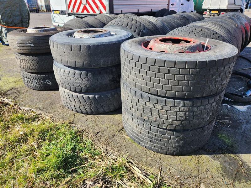 Tyres 18X 315-70/80/295x 22.5 INC RIMS, MUST GO - Tire for Truck: picture 5 Tyres 18X 315-70/80/295x 22.5 INC RIMS, MUST GO - Tire for Truck: picture 5