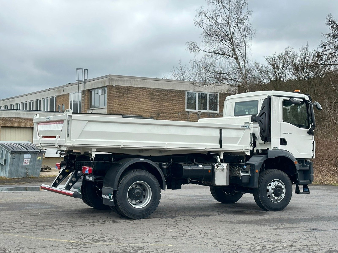 Lease a  MAN TGM 18.320  4X4  Euro 6e Euromix 3-Seiten-Kipper MAN TGM 18.320  4X4  Euro 6e Euromix 3-Seiten-Kipper: picture 7