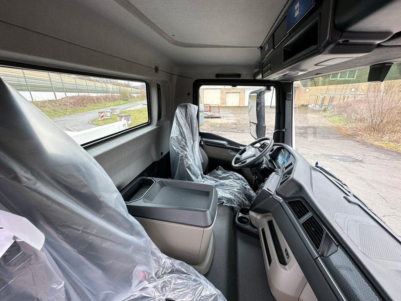 Lease a  MAN TGM 18.320  4X4  Euro 6e Euromix 3-Seiten-Kipper MAN TGM 18.320  4X4  Euro 6e Euromix 3-Seiten-Kipper: picture 23