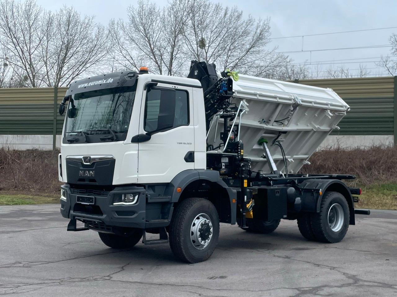 MAN TGM 18.320 4x4 Euro6e Hiab X-HiDuo 138DS-3 - Tipper, Crane truck: picture 2 MAN TGM 18.320 4x4 Euro6e Hiab X-HiDuo 138DS-3 - Tipper, Crane truck: picture 2