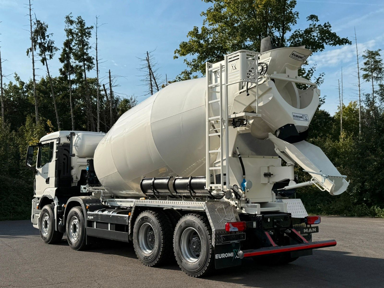 MAN TGS 35.470 BB 8X4 EuromixMTP EM 10 L - Concrete mixer truck: picture 4 MAN TGS 35.470 BB 8X4 EuromixMTP EM 10 L - Concrete mixer truck: picture 4