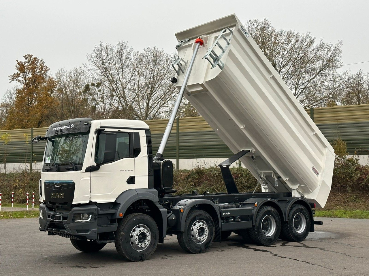 Tipper MAN TGS 41.400 8x4 /  EUROMIX MTP 20m³/ EURO2 Kipper: picture 9