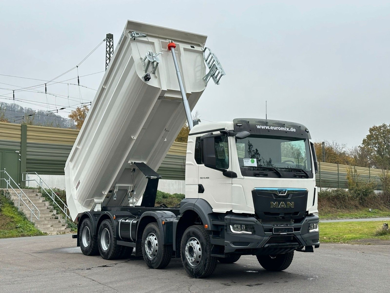 Tipper MAN TGS 41.400 8x4 /  EUROMIX MTP 20m³/ EURO2 Kipper: picture 15
