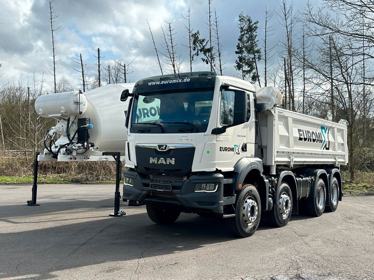 MAN TGS 41.440 8x4 WECHSELSYSTEM KIPPER+MISCHER - Concrete mixer truck: picture 2 MAN TGS 41.440 8x4 WECHSELSYSTEM KIPPER+MISCHER - Concrete mixer truck: picture 2