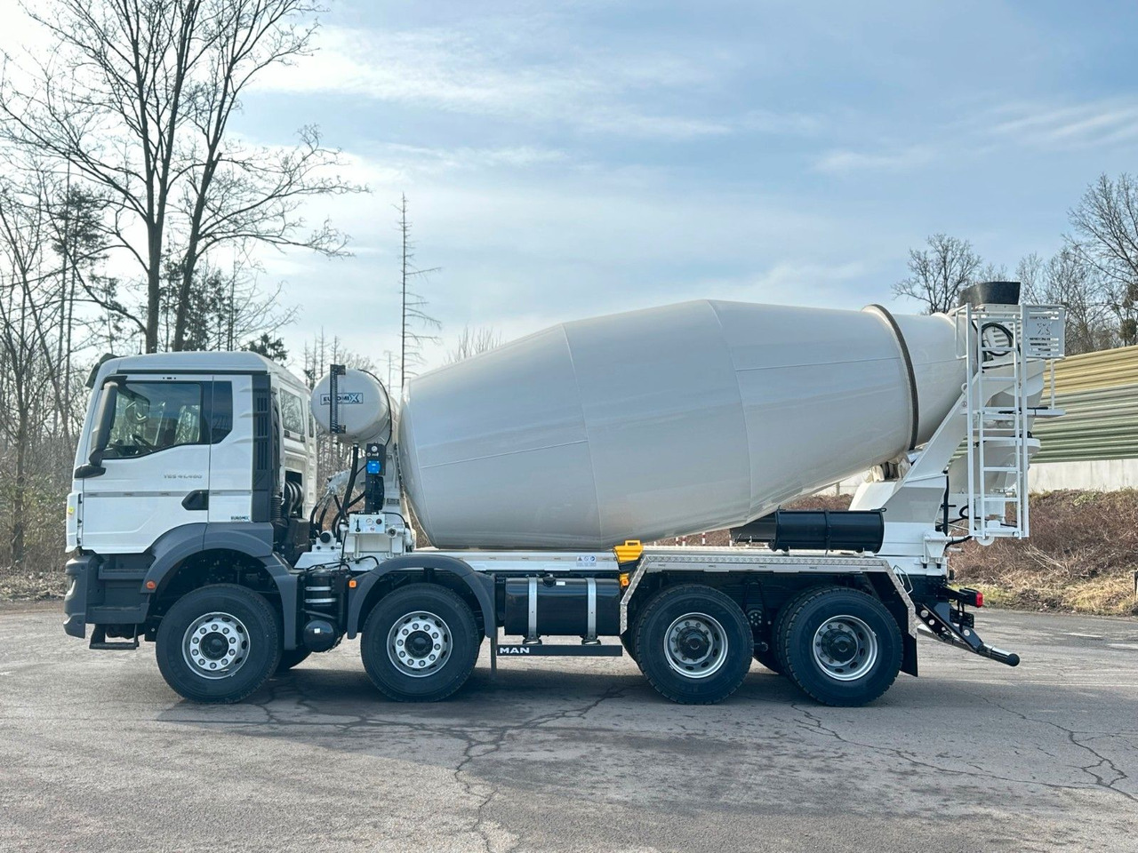 MAN TGS 41.480 8x4 /Euro6e Euromix EM 12 R MAN TGS 41.480 8x4 /Euro6e Euromix EM 12 R - Concrete mixer truck: picture 3 MAN TGS 41.480 8x4 /Euro6e Euromix EM 12 R MAN TGS 41.480 8x4 /Euro6e Euromix EM 12 R - Concrete mixer truck: picture 3